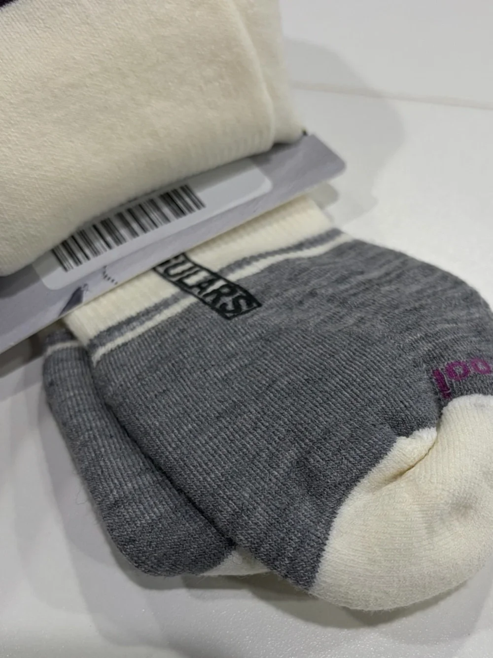 Smartwool Women's Large Snowboard OTC Socks Targeted Cushion White Purple NWT